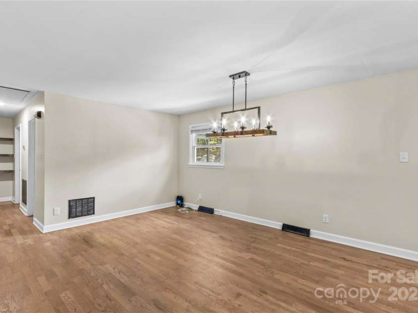 2229 Old Wilkesboro Road, Statesville, NC 28625.  MLS# CAR4269485, YatesRealty ID 20510. 