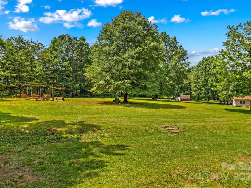 2229 Old Wilkesboro Road, Statesville, NC 28625.  MLS# CAR4269485, YatesRealty ID 20510. 