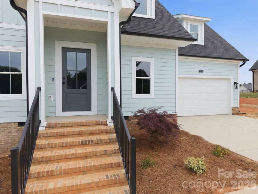 220 Autumn Blaze Road, China Grove, NC 28023.  MLS# CAR4378494, YatesRealty ID 20511. 