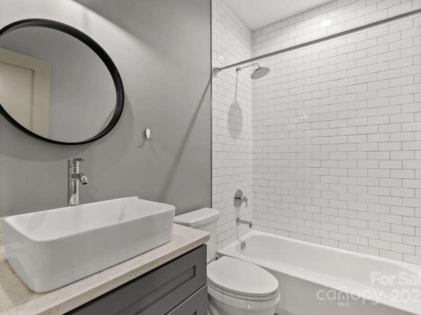 83 Talmadge Street, Asheville, NC 28806.  MLS# CAR4269008, YatesRealty ID 20511. Main level full bath