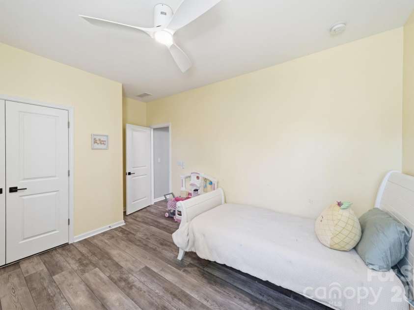 12616 Dunloe Wood Drive, Huntersville, NC 28078.  MLS# CAR4372888, YatesRealty ID 20512. 
