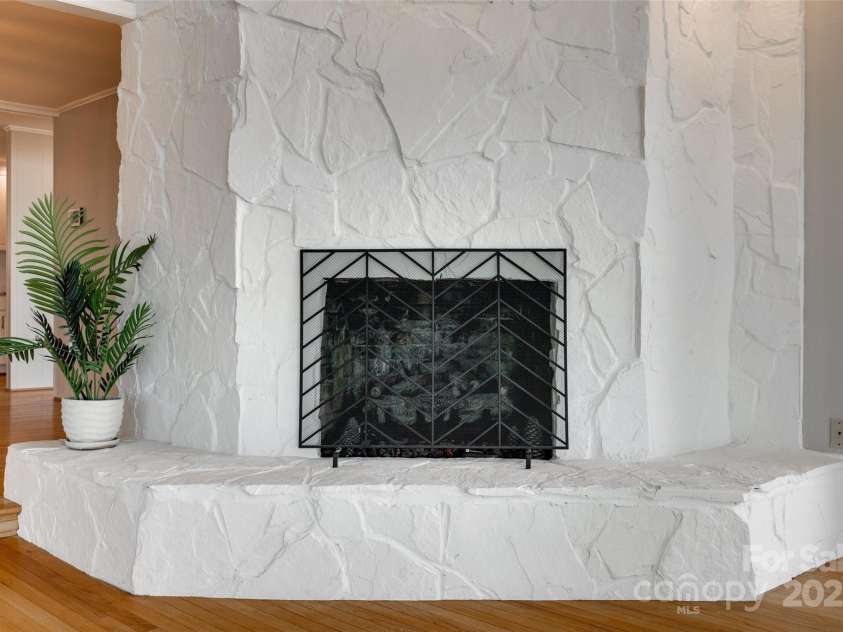 5200 Masons Ferry Road, Clover, SC 29710.  MLS# CAR4250775, YatesRealty ID 20513. 