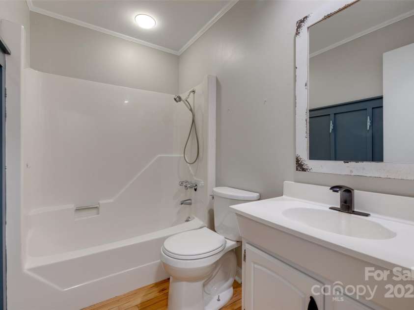 5200 Masons Ferry Road, Clover, SC 29710.  MLS# CAR4250775, YatesRealty ID 20513. 