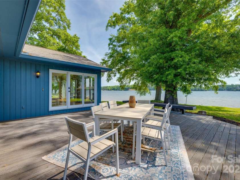 5200 Masons Ferry Road, Clover, SC 29710.  MLS# CAR4250775, YatesRealty ID 20513. 