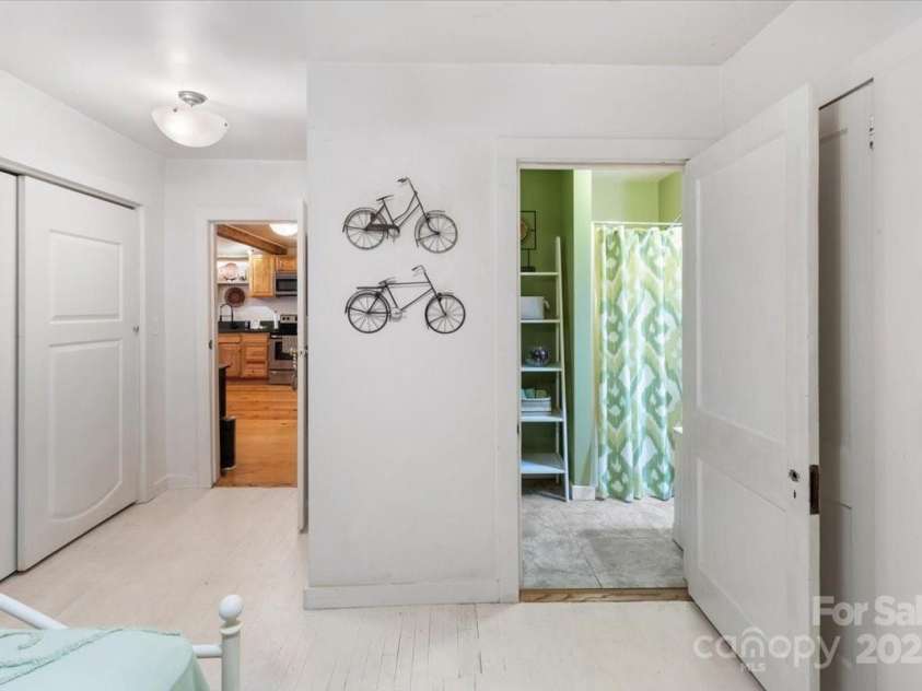 14840 US 25/70 Highway, Marshall, NC 28753.  MLS# CAR4314588, YatesRealty ID 20516. 