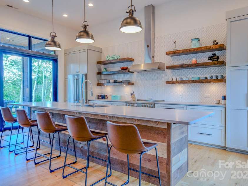 223 Linville View Drive, Nebo, NC 28761.  MLS# CAR4258430, YatesRealty ID 20516. 