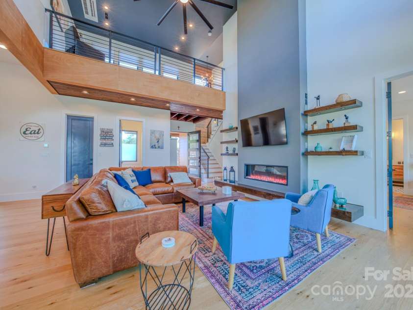 223 Linville View Drive, Nebo, NC 28761.  MLS# CAR4258430, YatesRealty ID 20516. Main living