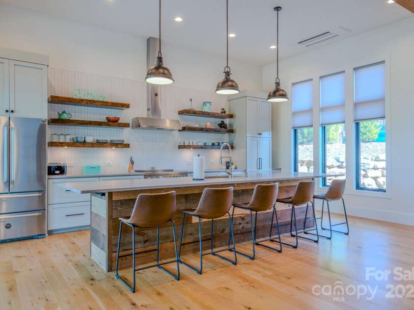 223 Linville View Drive, Nebo, NC 28761.  MLS# CAR4258430, YatesRealty ID 20516. Open kitchen