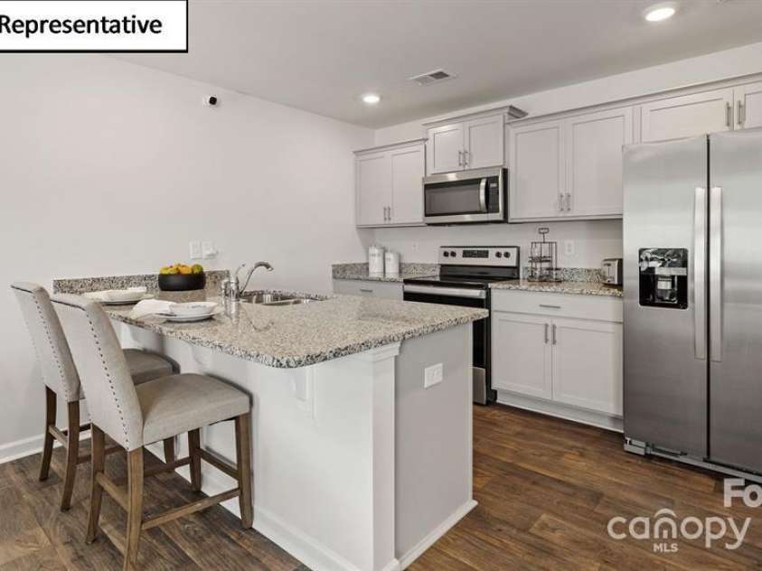 5110 Hyrule Drive, Charlotte, NC 28262.  MLS# CAR4268524, YatesRealty ID 20517. 