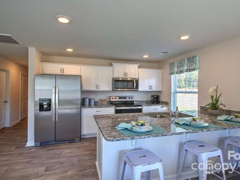 5110 Hyrule Drive, Charlotte, NC 28262.  MLS# CAR4268524, YatesRealty ID 20517. 