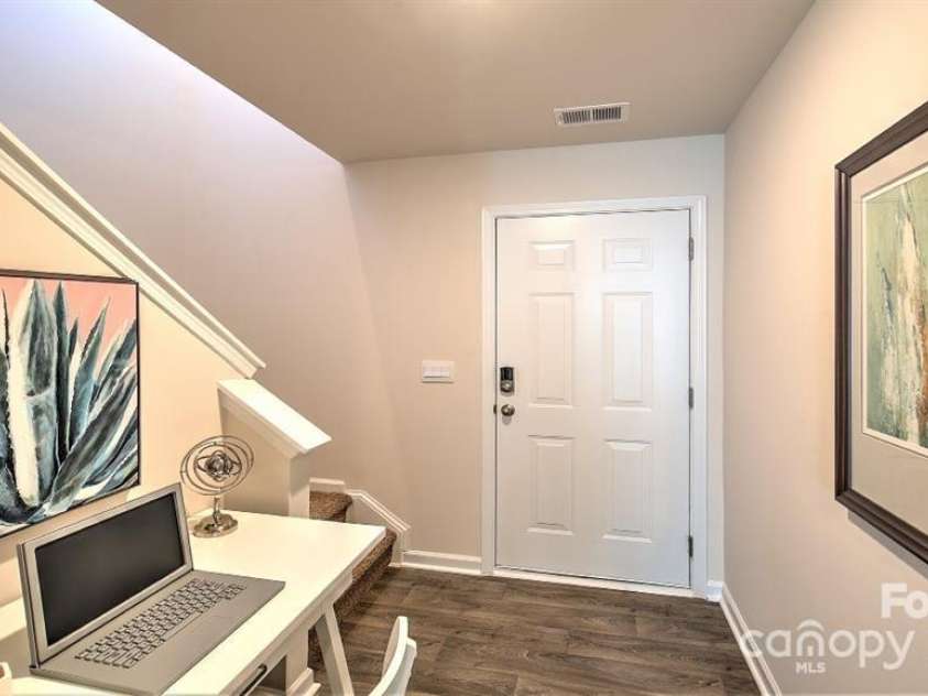 5110 Hyrule Drive, Charlotte, NC 28262.  MLS# CAR4268524, YatesRealty ID 20517. 