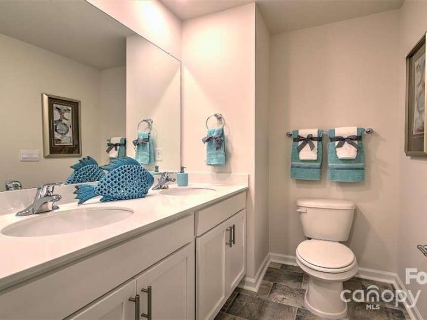 5110 Hyrule Drive, Charlotte, NC 28262.  MLS# CAR4268524, YatesRealty ID 20517. 