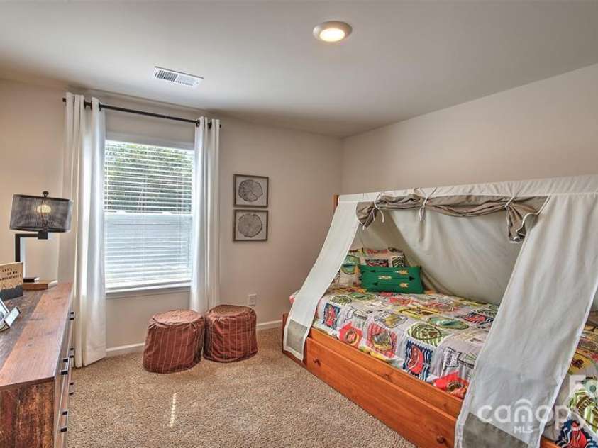 5110 Hyrule Drive, Charlotte, NC 28262.  MLS# CAR4268524, YatesRealty ID 20517. 