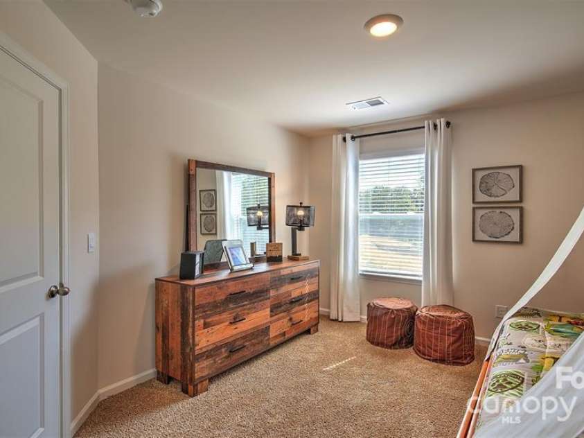 5110 Hyrule Drive, Charlotte, NC 28262.  MLS# CAR4268524, YatesRealty ID 20517. 