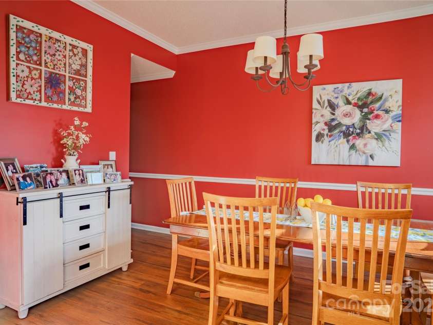 123 Wildbriar Road, Fletcher, NC 28732.  MLS# CAR4222948, YatesRealty ID 20518. 