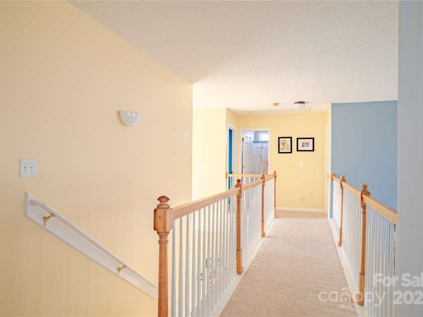 123 Wildbriar Road, Fletcher, NC 28732.  MLS# CAR4222948, YatesRealty ID 20518. 