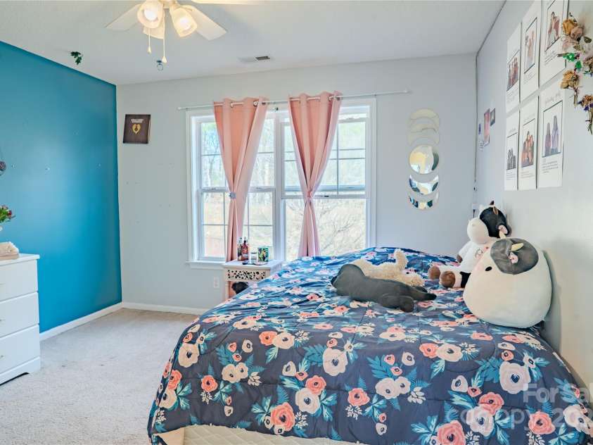 123 Wildbriar Road, Fletcher, NC 28732.  MLS# CAR4222948, YatesRealty ID 20518. 