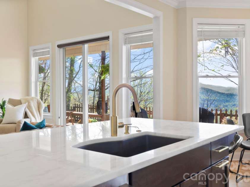 76 Distant View Drive, Asheville, NC 28803.  MLS# CAR4368722, YatesRealty ID 20518. Marble (sealed) Countertops