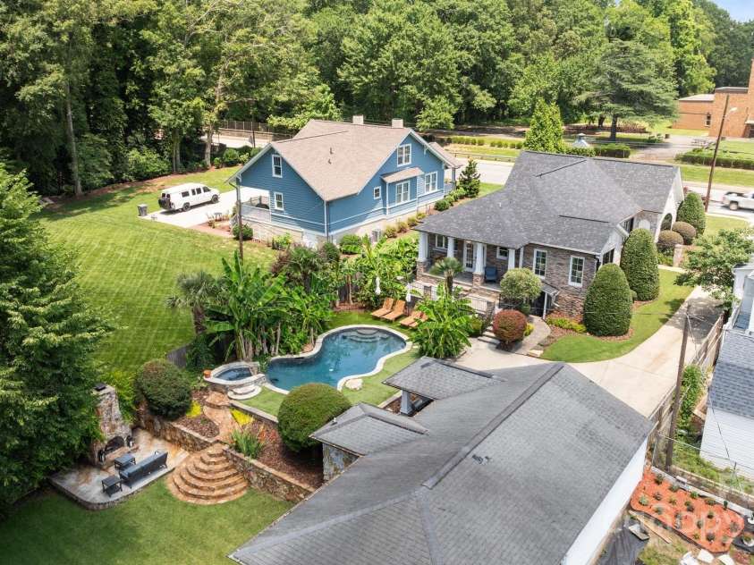 117 Central Avenue, Belmont, NC 28012.  MLS# CAR4270572, YatesRealty ID 20519. 