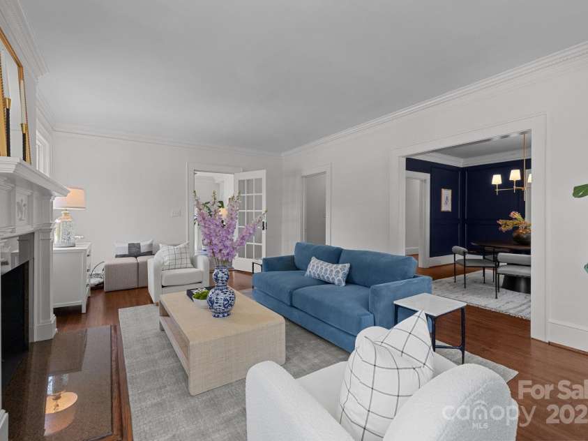 117 Central Avenue, Belmont, NC 28012.  MLS# CAR4270572, YatesRealty ID 20519. 