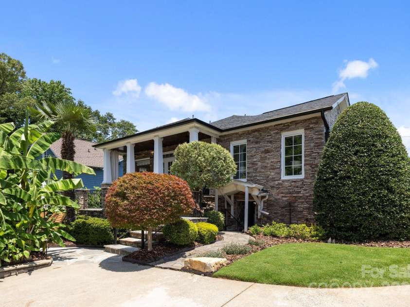 117 Central Avenue, Belmont, NC 28012.  MLS# CAR4270572, YatesRealty ID 20519. 