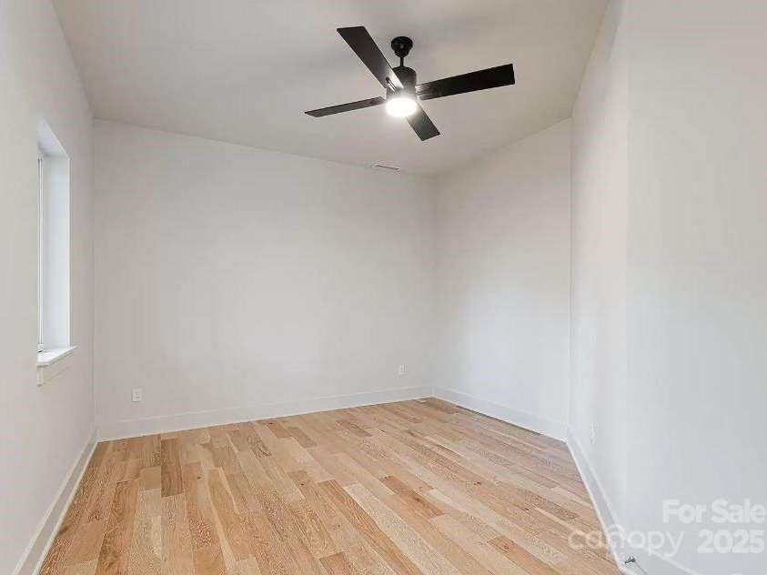 17 Macallan Lane, Asheville, NC 28805.  MLS# CAR4333991, YatesRealty ID 2052. 