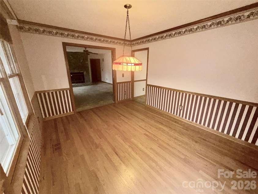 208 Hickory Hills Lane, Lexington, NC 27295.  MLS# CAR4347767, YatesRealty ID 2052. 