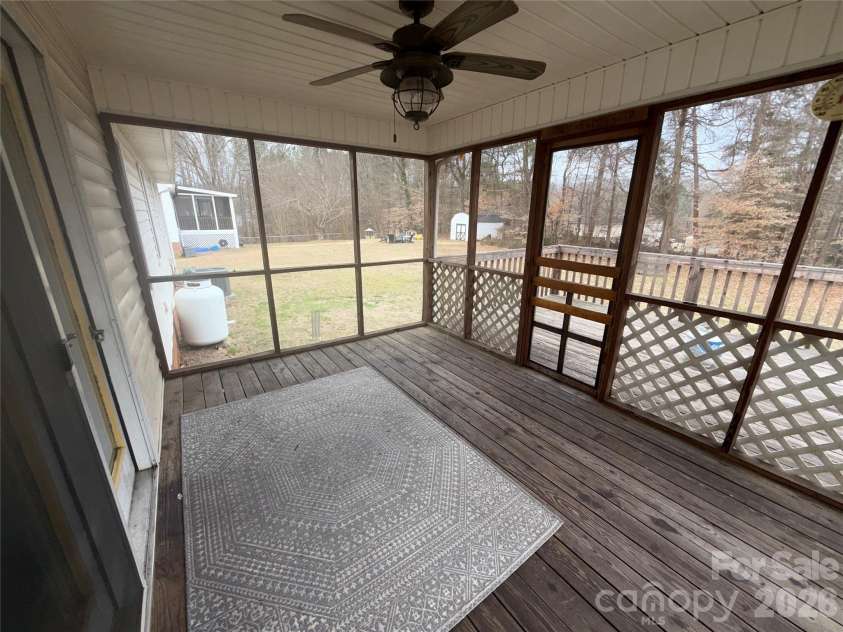 208 Hickory Hills Lane, Lexington, NC 27295.  MLS# CAR4347767, YatesRealty ID 2052. 