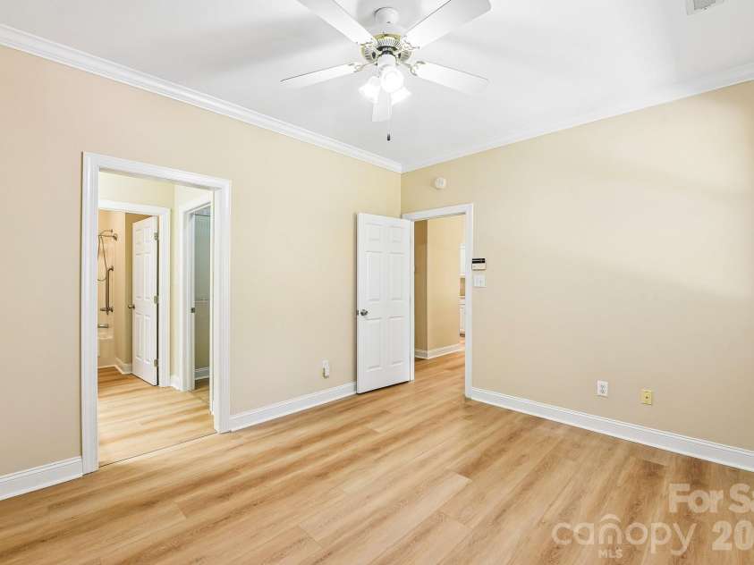 3854 Azalea Trail, Denver, NC 28037.  MLS# CAR4371499, YatesRealty ID 20521. 