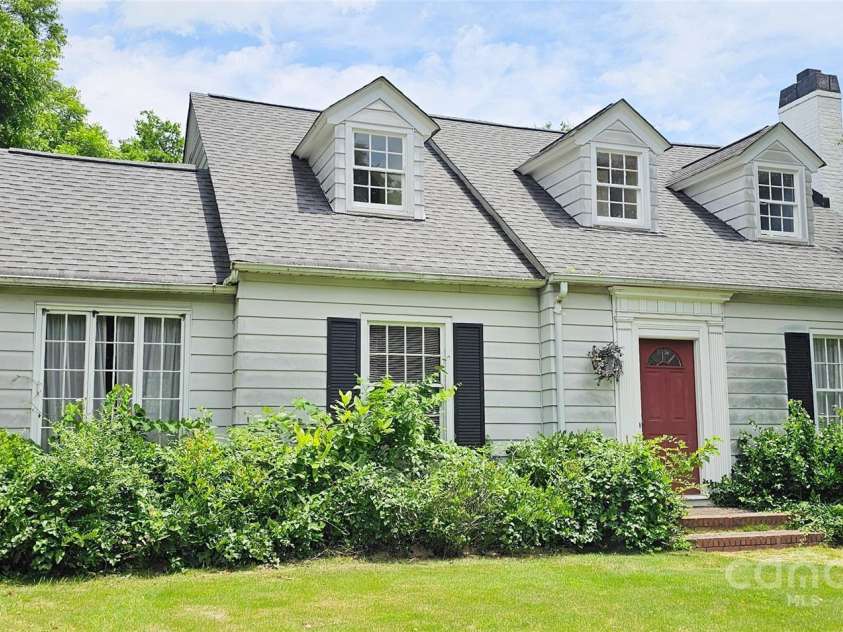 600 College Avenue, Rock Hill, SC 29730.  MLS# CAR4269357, YatesRealty ID 20522. 