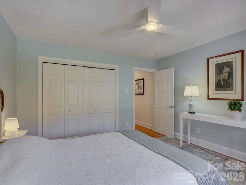 8905 Challis Hill Lane, Charlotte, NC 28226.  MLS# CAR4362815, YatesRealty ID 20522. 