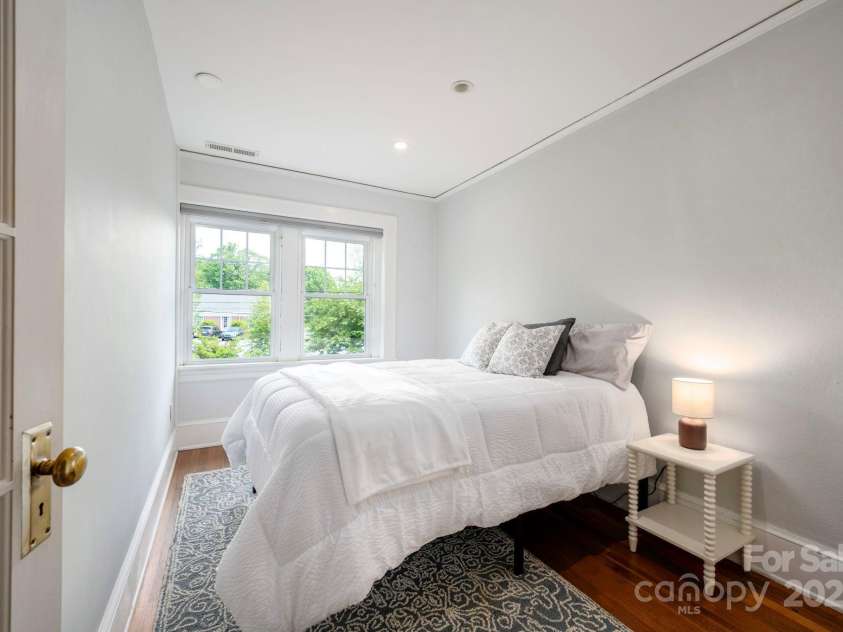 5 Chiles Avenue, Asheville, NC 28803.  MLS# CAR4219140, YatesRealty ID 20523. Another Bedroom