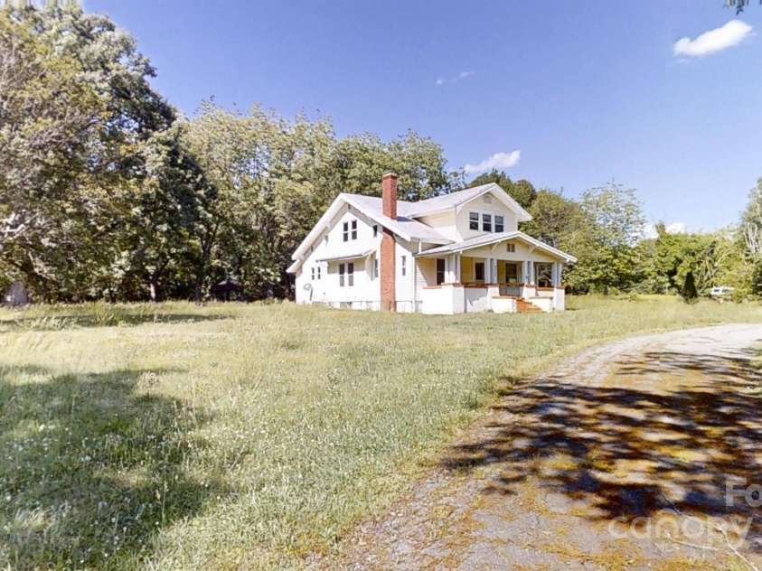 2645 Kool Park Road, Hickory, NC 28601.  MLS# CAR4257443, YatesRealty ID 20524. 