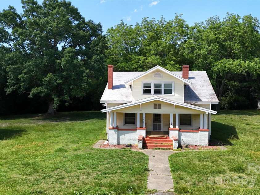 2645 Kool Park Road, Hickory, NC 28601.  MLS# CAR4257443, YatesRealty ID 20524. 