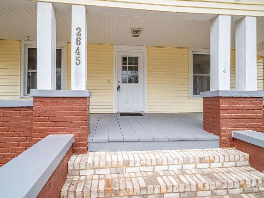 2645 Kool Park Road, Hickory, NC 28601.  MLS# CAR4326876, YatesRealty ID 20524. 