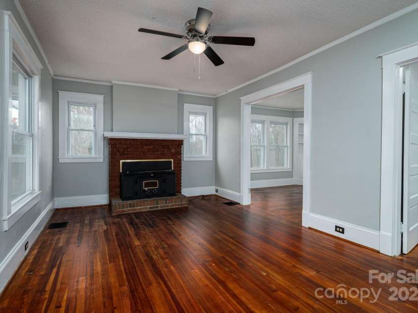 2645 Kool Park Road, Hickory, NC 28601.  MLS# CAR4326876, YatesRealty ID 20524. 