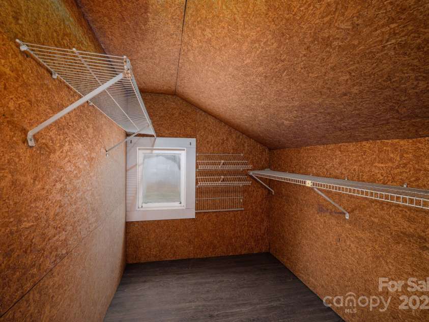 2645 Kool Park Road, Hickory, NC 28601.  MLS# CAR4326876, YatesRealty ID 20524. 