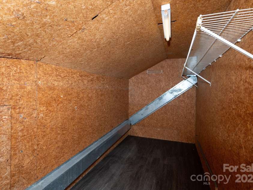 2645 Kool Park Road, Hickory, NC 28601.  MLS# CAR4326876, YatesRealty ID 20524. 