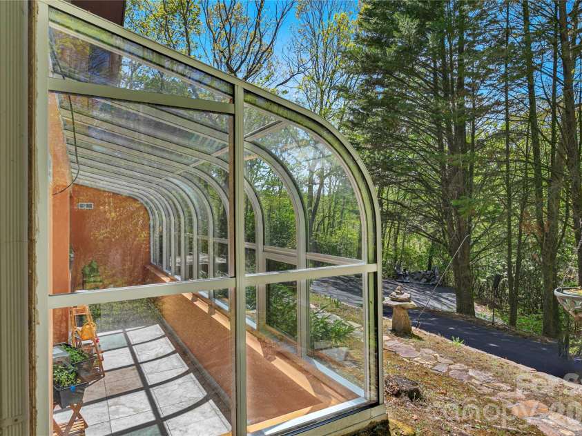 71 Elseetos Drive, Brevard, NC 28712.  MLS# CAR4374968, YatesRealty ID 20524. 
