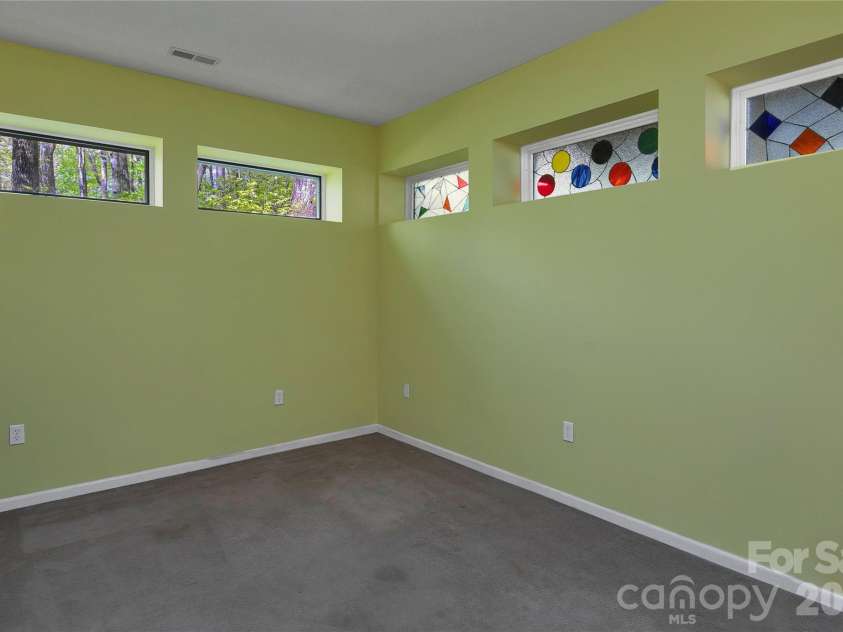 71 Elseetos Drive, Brevard, NC 28712.  MLS# CAR4374968, YatesRealty ID 20524. 