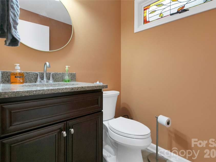 71 Elseetos Drive, Brevard, NC 28712.  MLS# CAR4374968, YatesRealty ID 20524. 