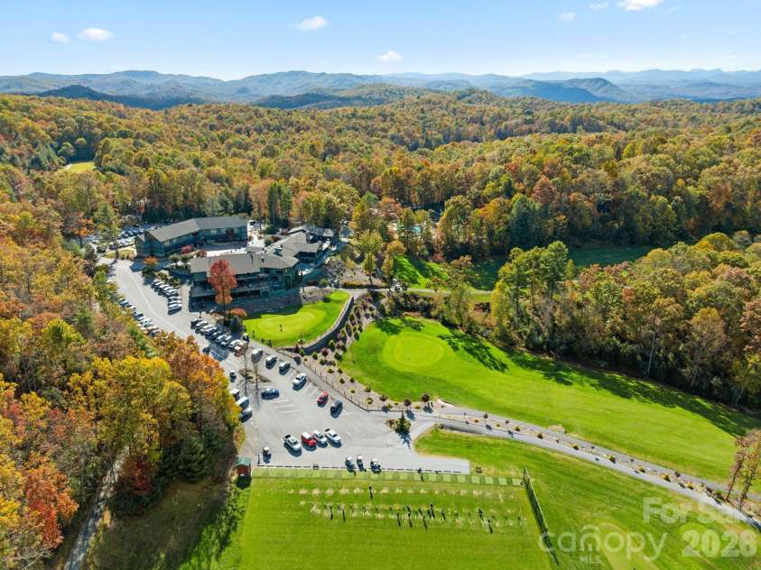 71 Elseetos Drive, Brevard, NC 28712.  MLS# CAR4374968, YatesRealty ID 20524. 
