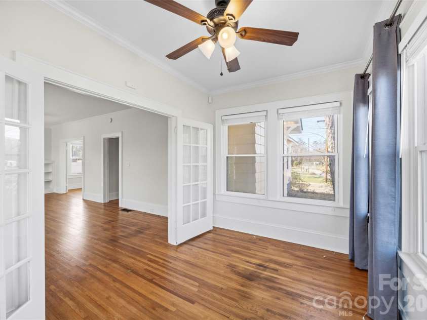304 Lowrance Avenue, Kannapolis, NC 28081.  MLS# CAR4347573, YatesRealty ID 20525. 