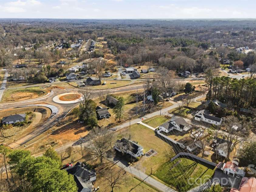 304 Lowrance Avenue, Kannapolis, NC 28081.  MLS# CAR4347573, YatesRealty ID 20525. 