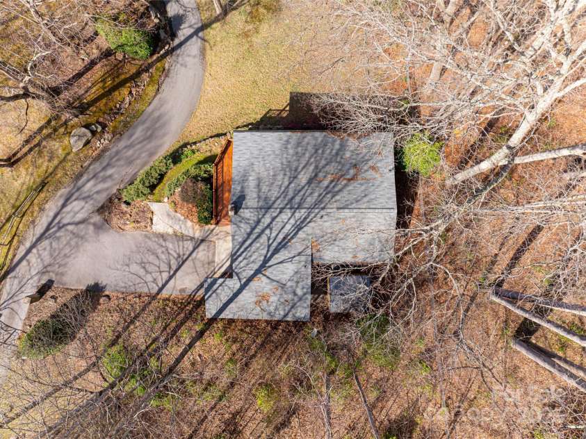 39 Antler Springs Way, Maggie Valley, NC 28751.  MLS# CAR4240896, YatesRealty ID 20525. 