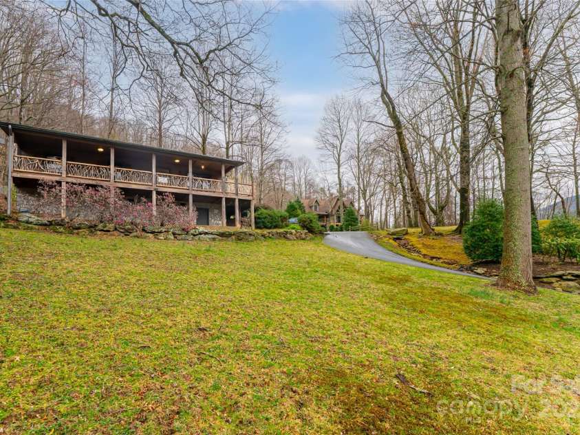39 Antler Springs Way, Maggie Valley, NC 28751.  MLS# CAR4240896, YatesRealty ID 20525. 
