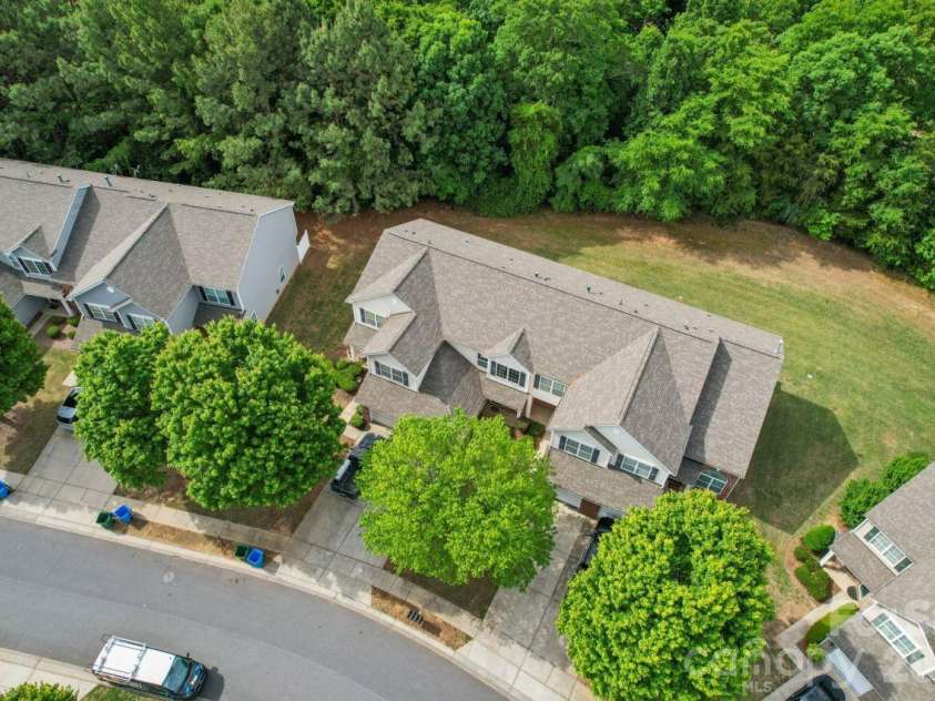 11961 Stratfield Place Circle, Pineville, NC 28134.  MLS# CAR4379455, YatesRealty ID 20527. 