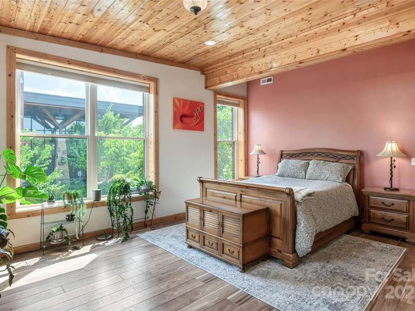 14 Main Street, Waynesville, NC 28786.  MLS# CAR4287599, YatesRealty ID 20528. Primary bedroom