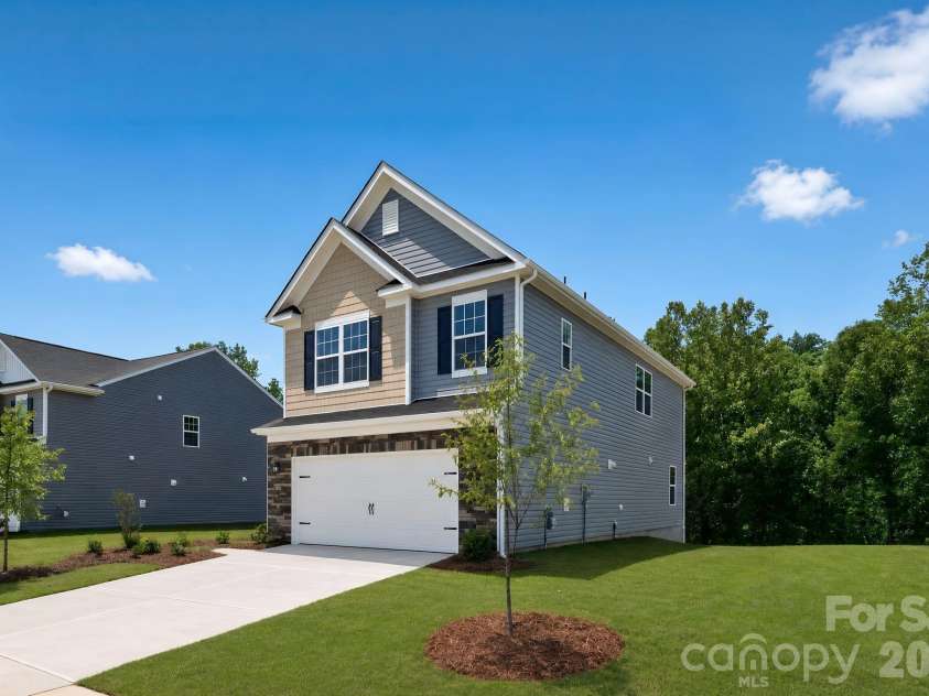 7044 Juneberry Way, Maiden, NC 28650.  MLS# CAR4367206, YatesRealty ID 20528. 