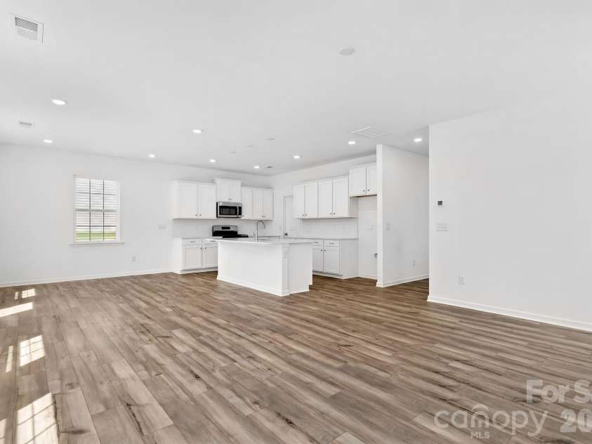 7044 Juneberry Way, Maiden, NC 28650.  MLS# CAR4367206, YatesRealty ID 20528. 